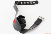 Mundauskleidung mit Riemen I