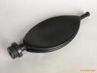 Atembeutel AB3 mit Gasmaskenanschluß SA1 und Reduzierventil